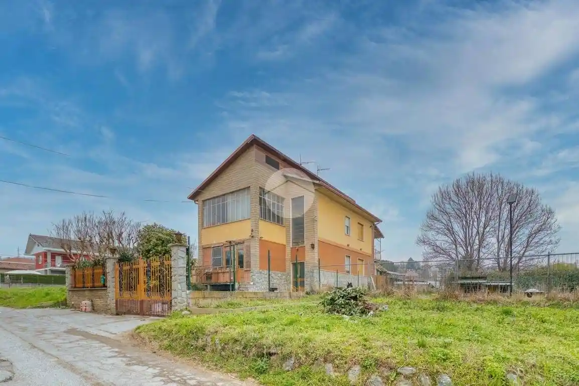 Appartamento in vendita a Rivoli