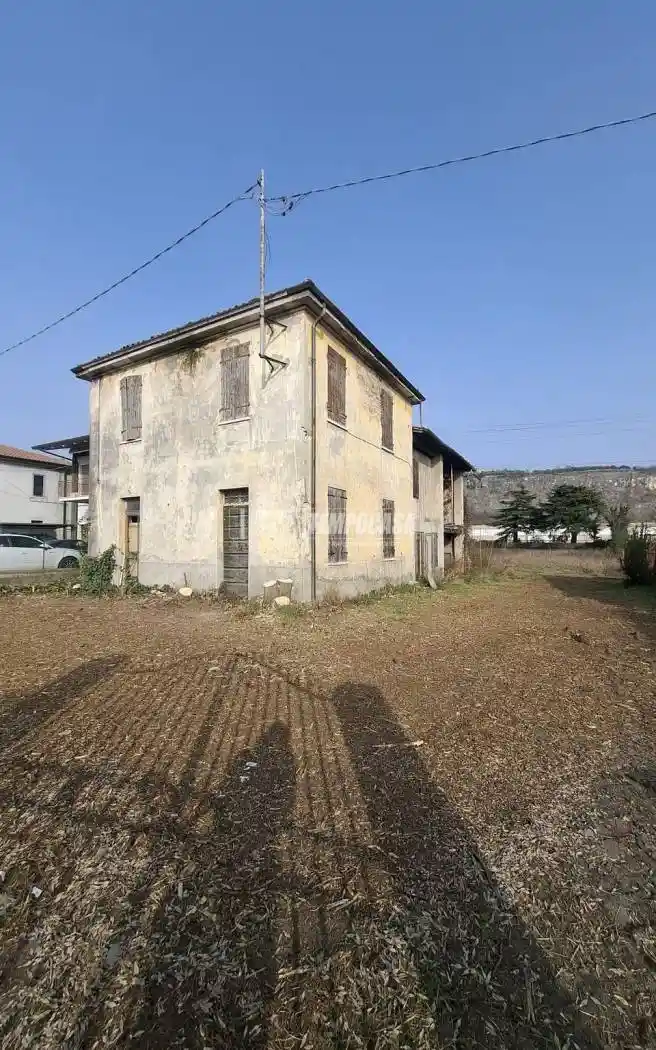 Appartamento in vendita a Sant'Ambrogio di Valpolicella