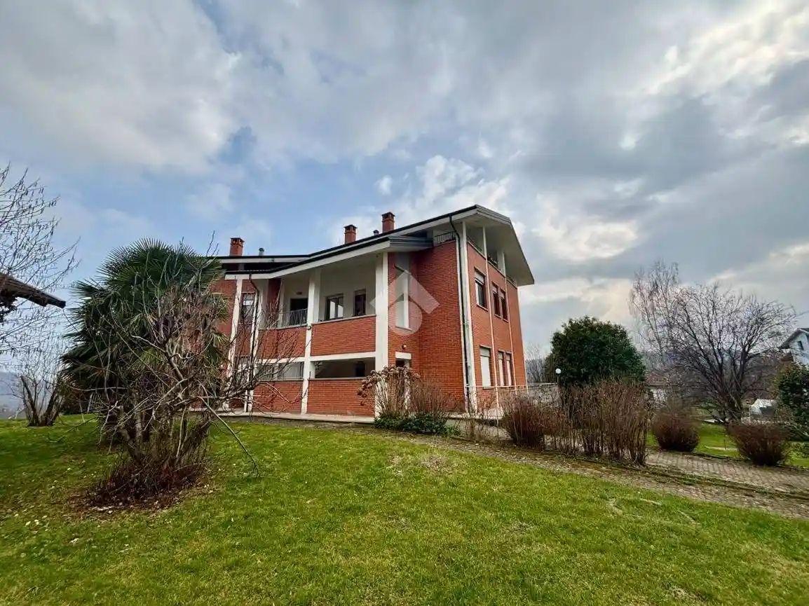 Appartamento in vendita a Rueglio