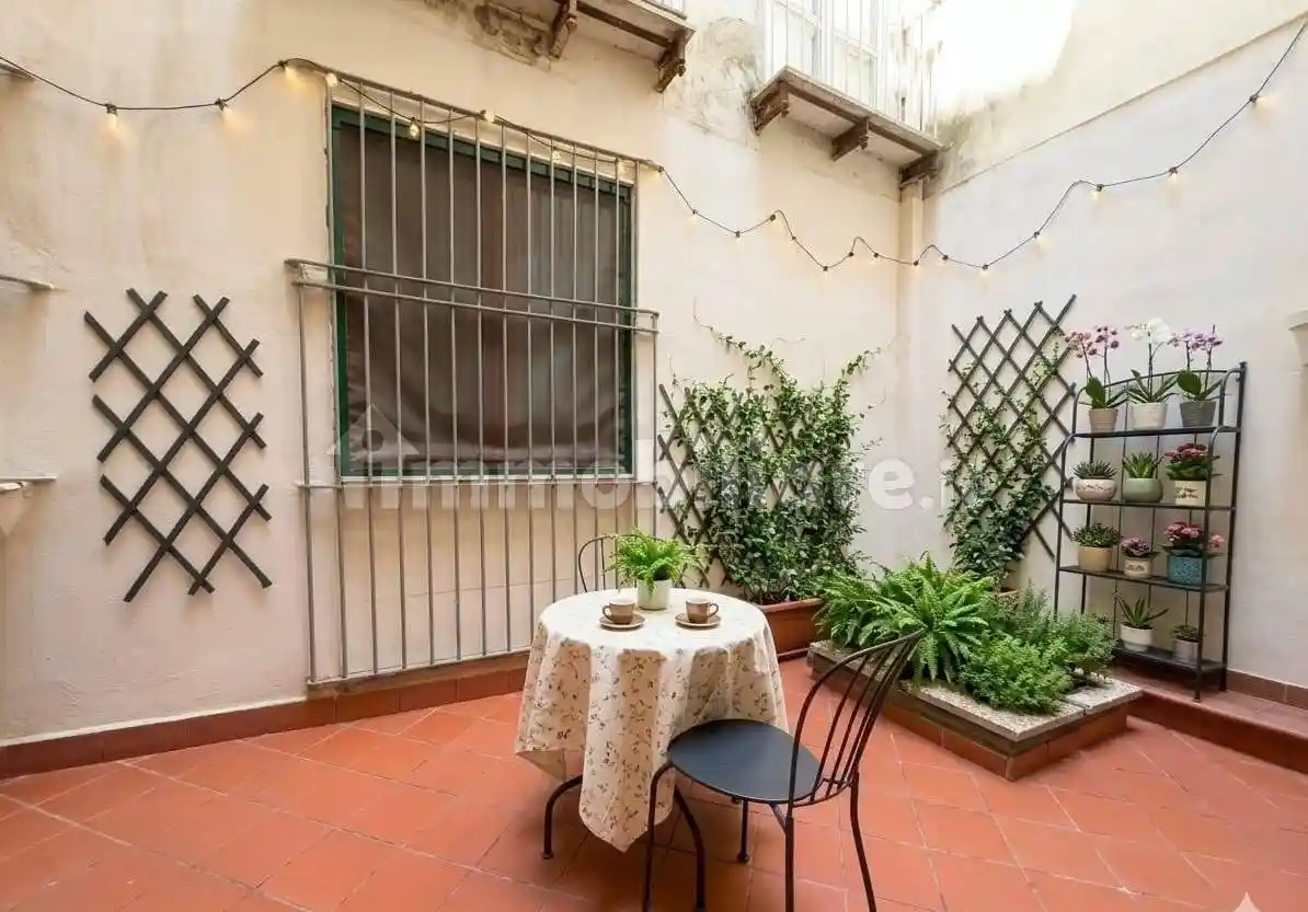 Appartamento in vendita a Napoli