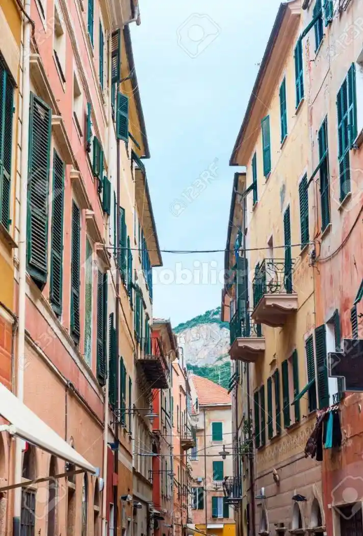 Appartamento in affitto a Finale Ligure