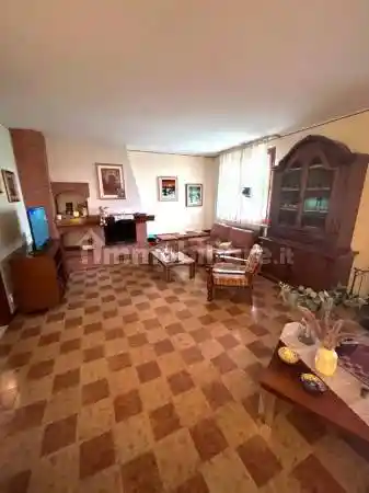Villa in vendita a Luzzara