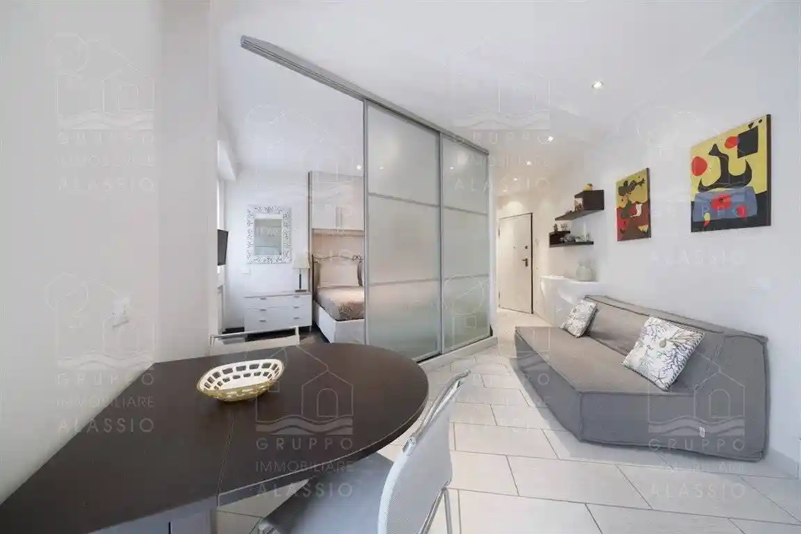 Appartamento in vendita a Alassio