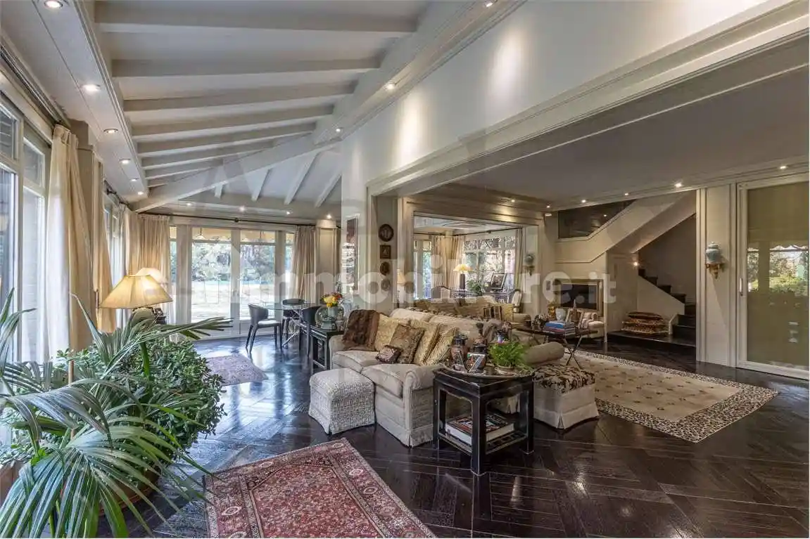 Villa in vendita a Castelnuovo Rangone