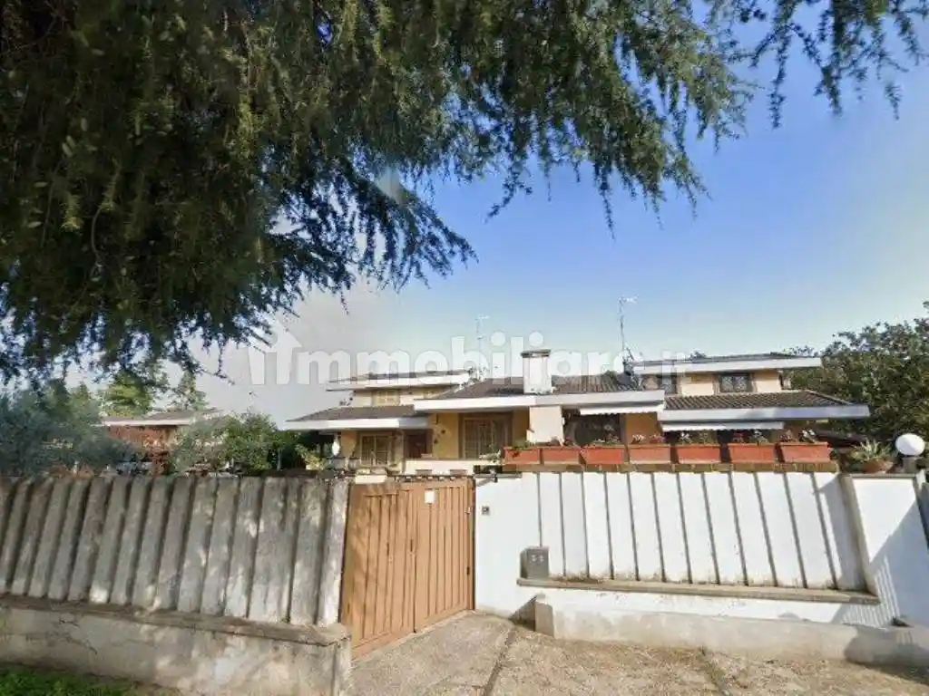 Villa in vendita a Roma