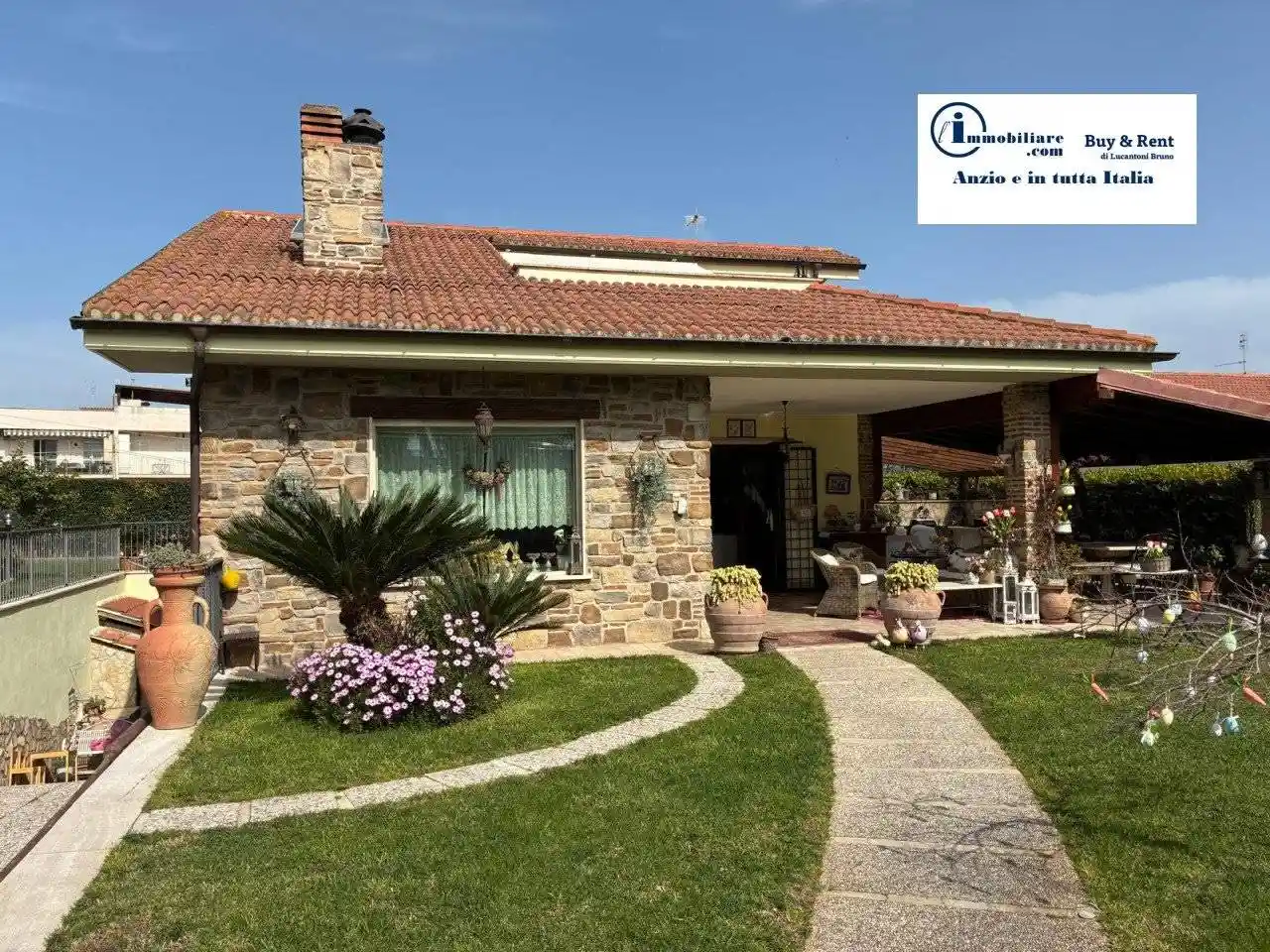 Villa in vendita a Nettuno