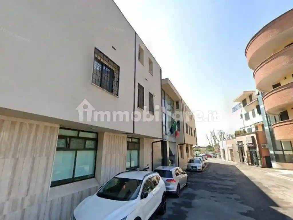 Appartamento in vendita a Guidonia Montecelio