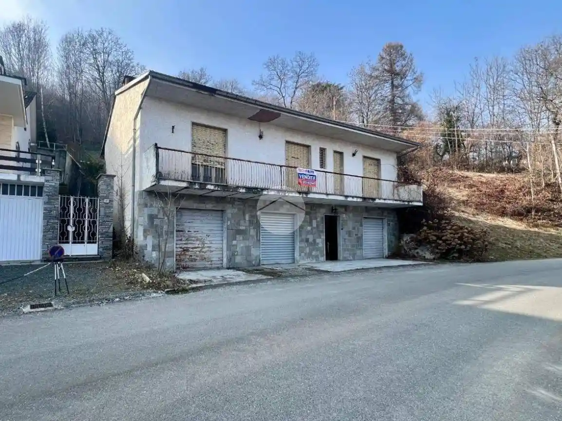 Casa indipendente in vendita a Monastero di Lanzo