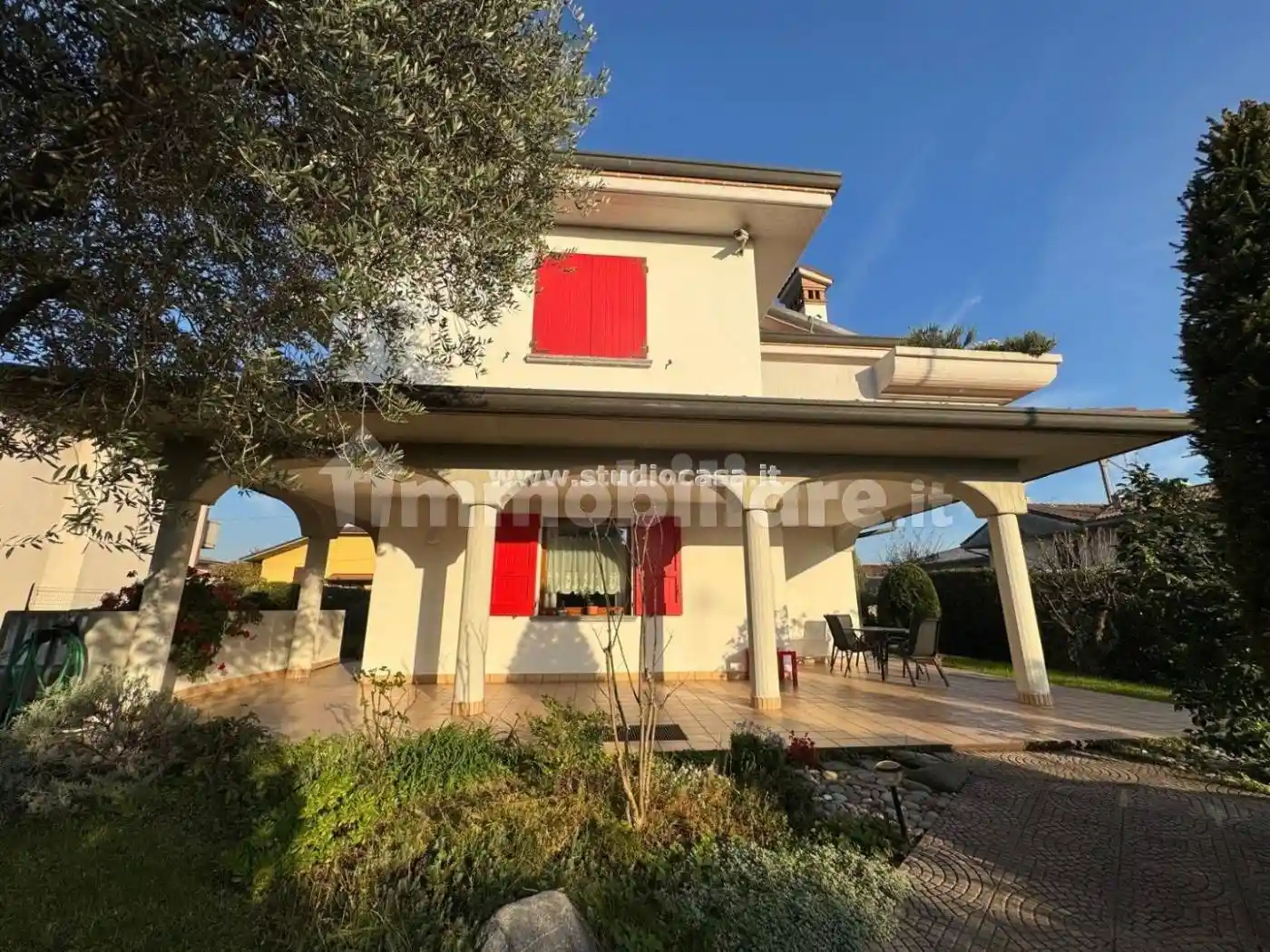 Villa in vendita a Terno d'Isola