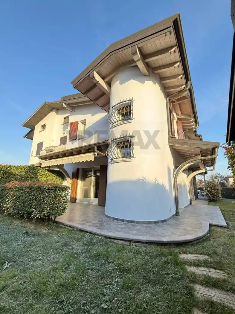 Villa in vendita a Poncarale