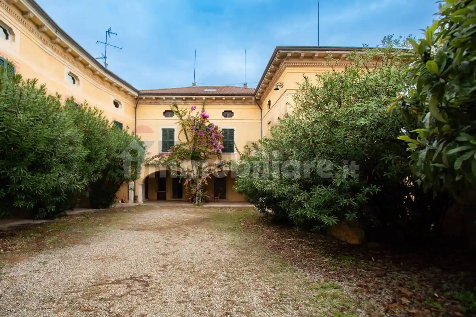 Villa in vendita a Polpenazze del Garda