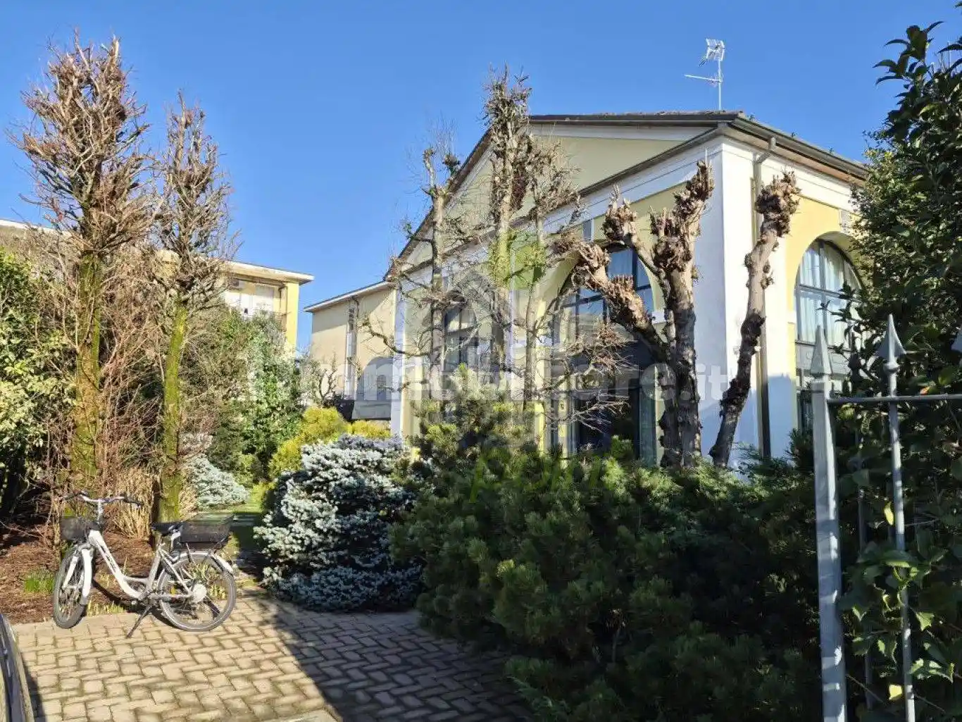 Villa in vendita a Cremona