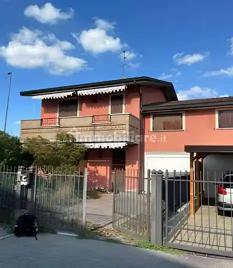 Appartamento in vendita a Massalengo