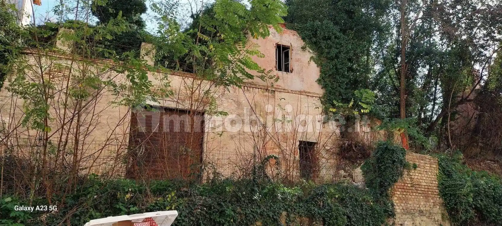 Casa indipendente in vendita a Ancona