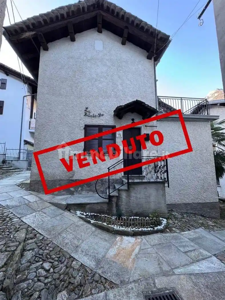 Casa indipendente in vendita a Villa di Chiavenna