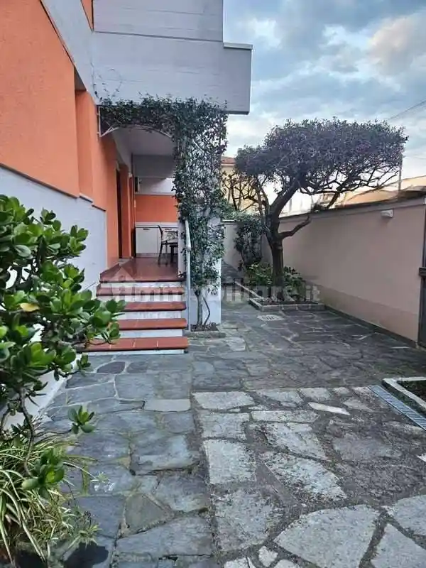 Appartamento in vendita a Carrara