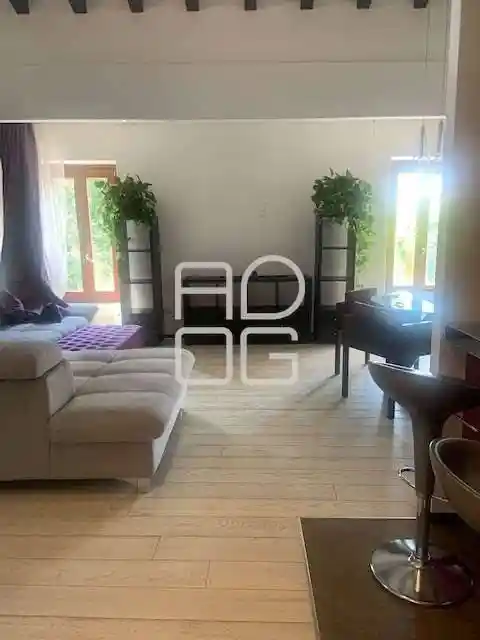 Casa indipendente in affitto a Desenzano del Garda