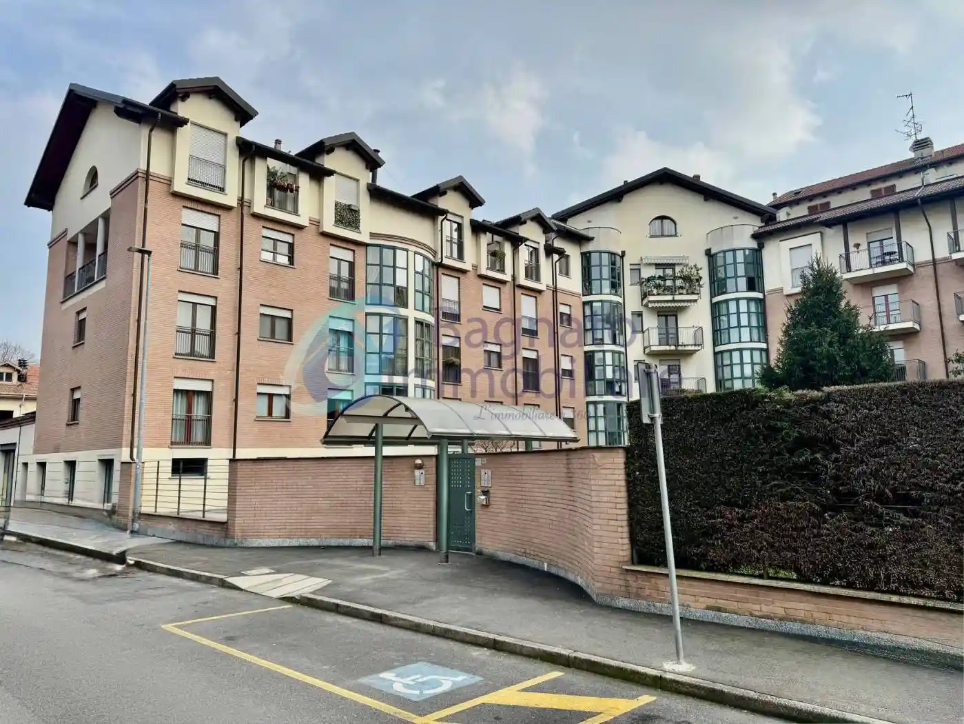 Appartamento in vendita a Novara