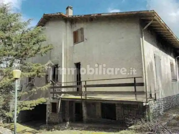 Casa indipendente in vendita a San Venanzo