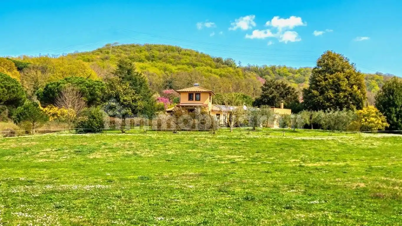 Villa in vendita a Trevignano Romano