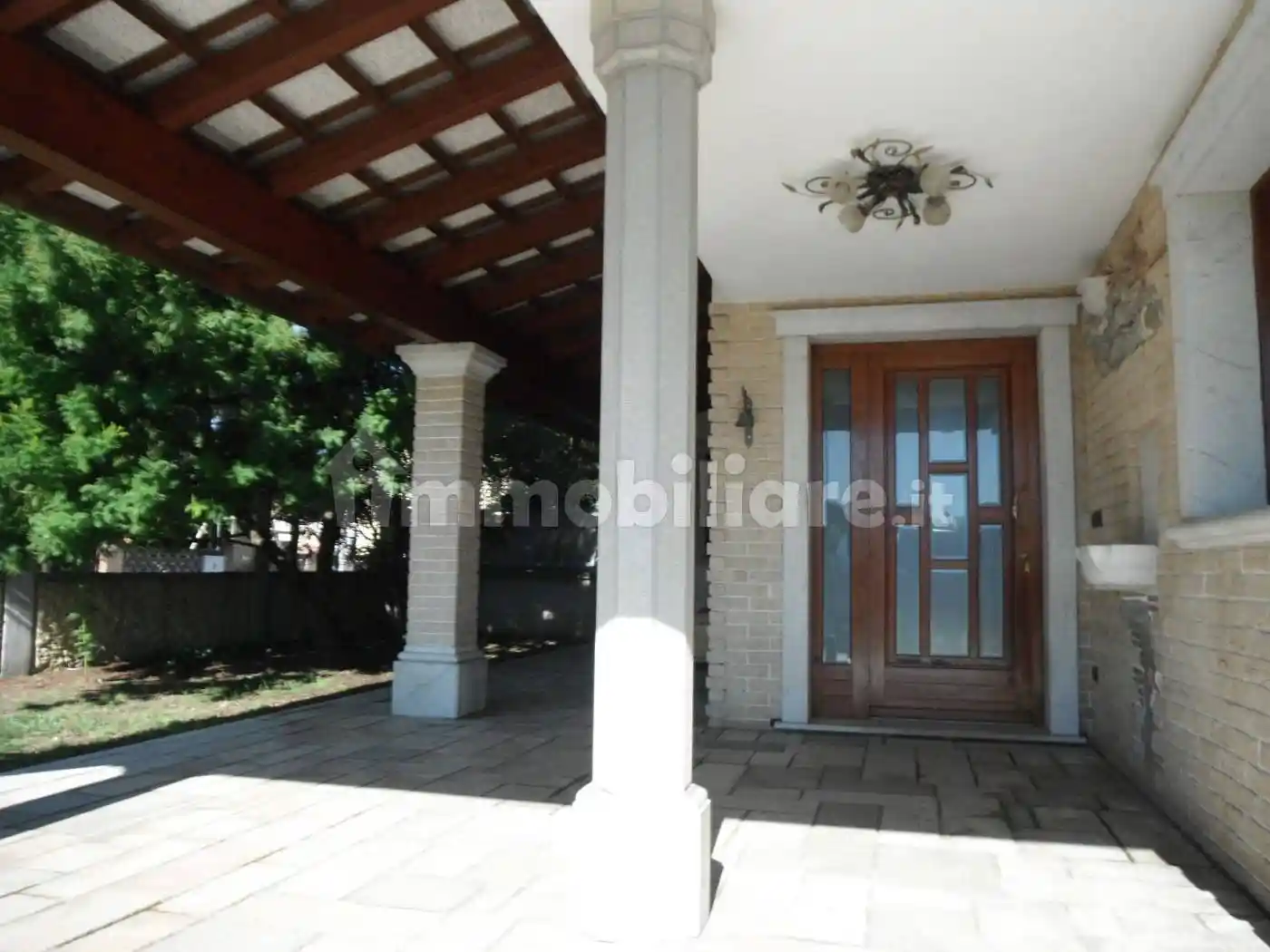 Villa in vendita a Castions di Strada