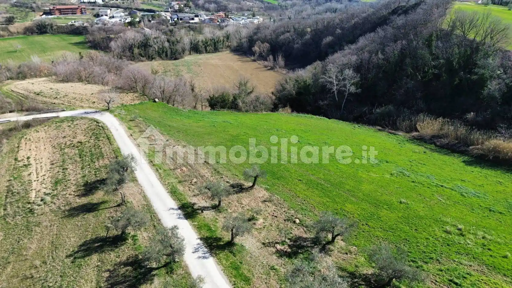 Rustico - Casale in vendita a Penne