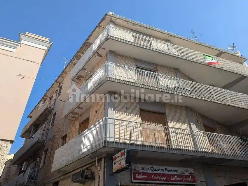 Appartamento in vendita a Mola di Bari