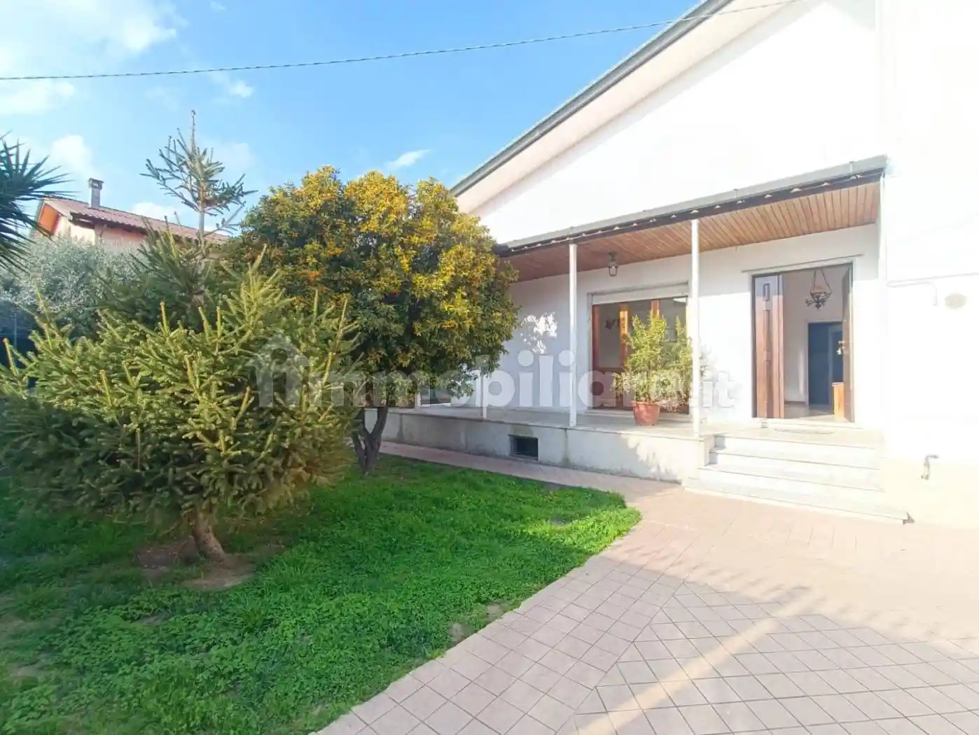 Villa in vendita a Massa