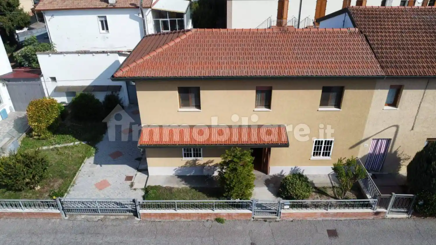 Villa in vendita a Mordano