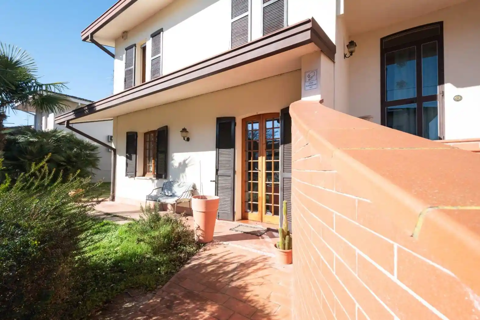 Villa in vendita a Novi di Modena