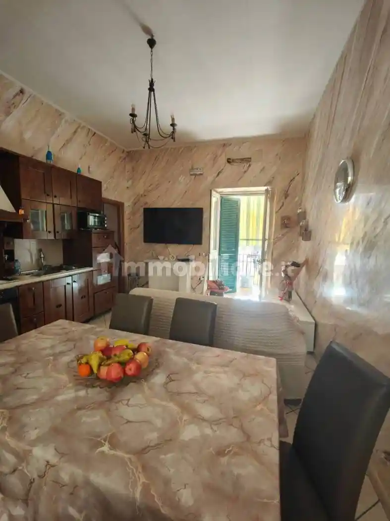 Appartamento in vendita a Orta di Atella