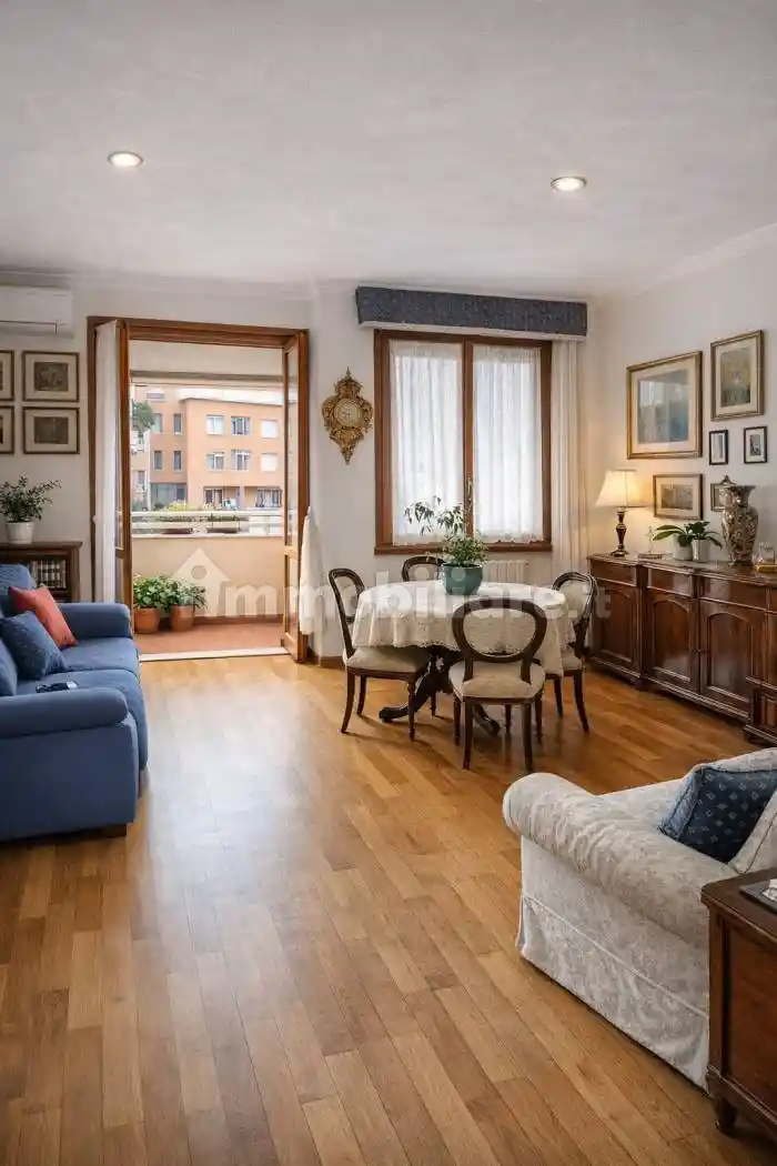 Appartamento in vendita a Roma