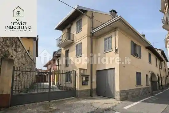Casa indipendente in vendita a Somma Lombardo