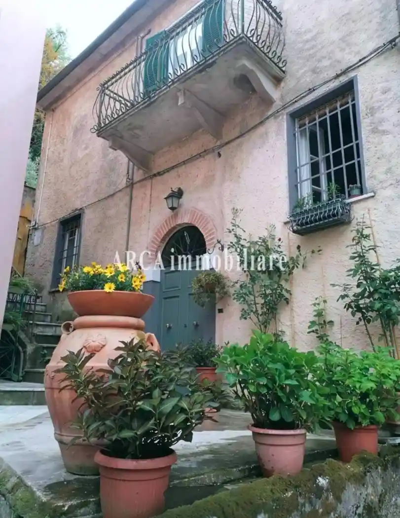 Appartamento in vendita a Seravezza