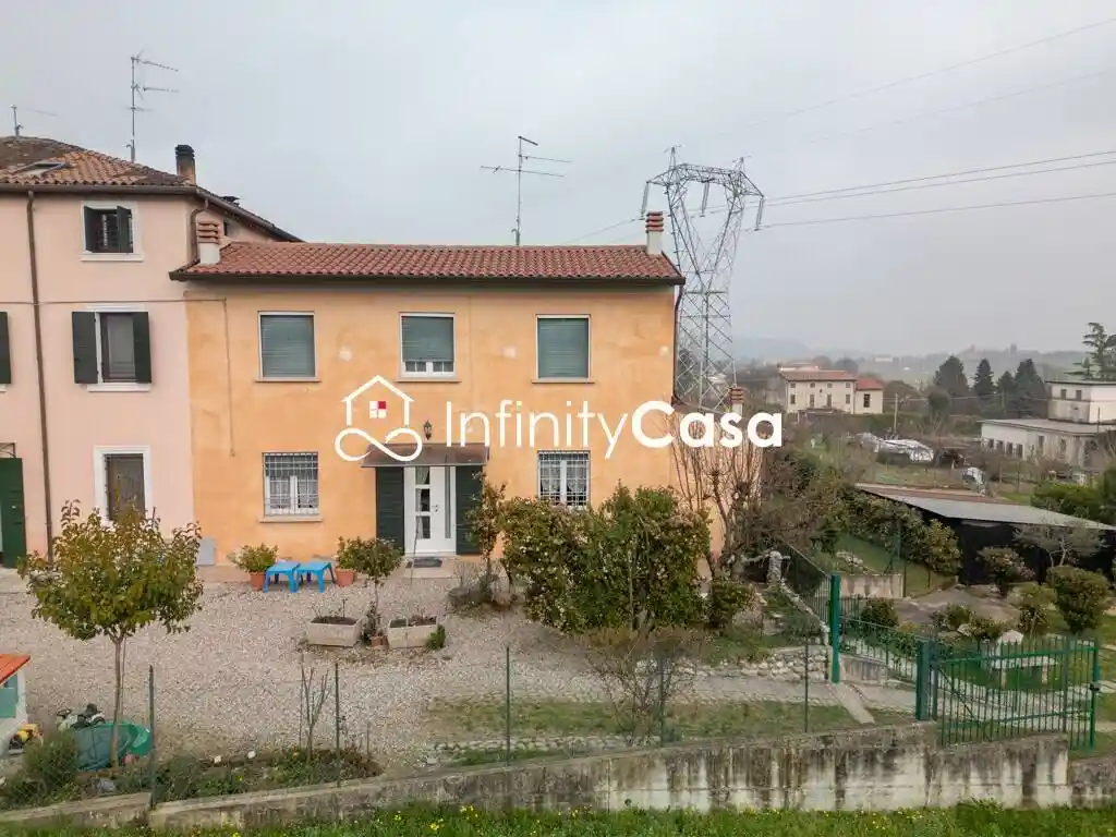 Appartamento in vendita a Sommacampagna