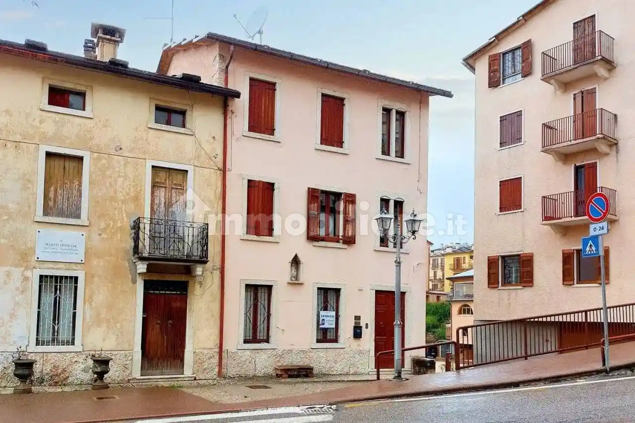 Casa indipendente in vendita a Bosco Chiesanuova