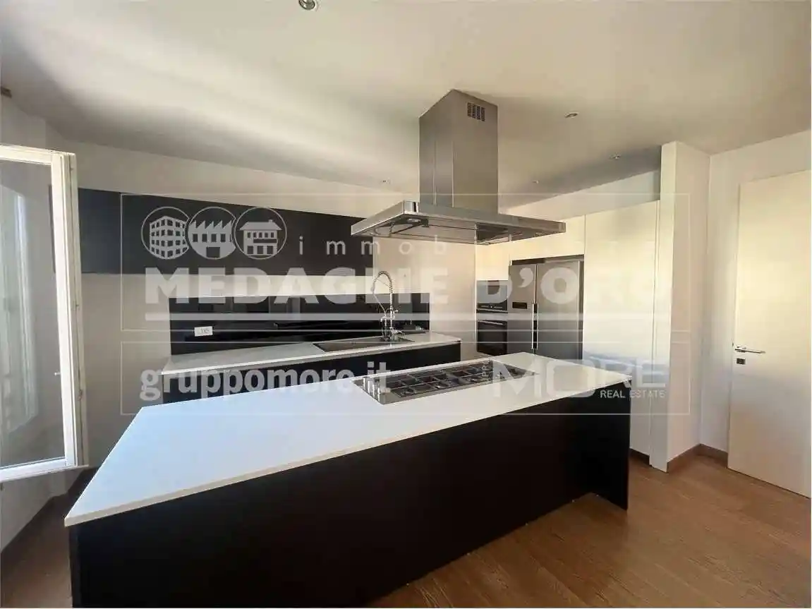 Appartamento in affitto a Modena