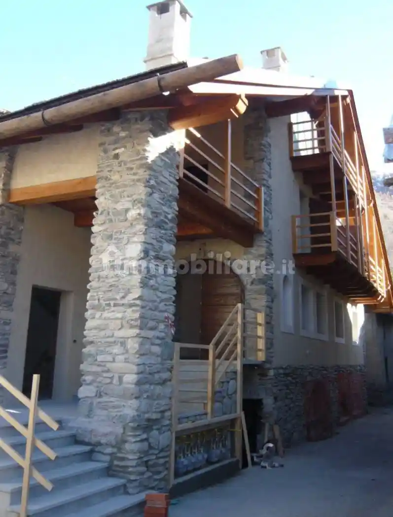 Appartamento in vendita a Sauze di Cesana