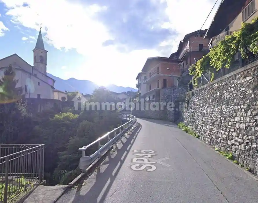 Casa indipendente in vendita a Gravedona ed Uniti