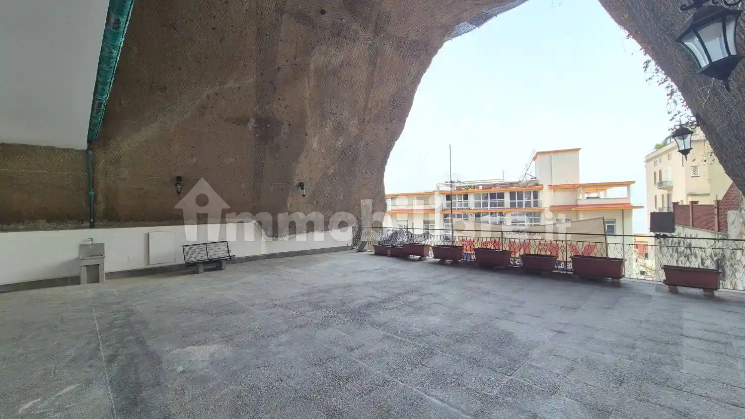 Appartamento in vendita a Napoli