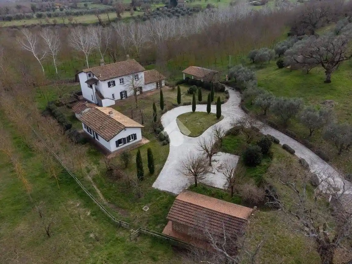 Villa in vendita a Vitorchiano