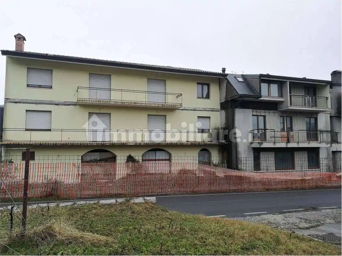 Palazzo - Edificio in vendita a Nimis