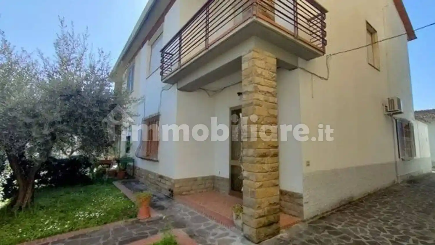 Villa in vendita a Prato