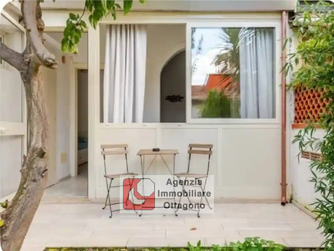 Casa indipendente in vendita a Viareggio