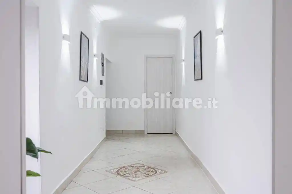 Appartamento in affitto a Napoli