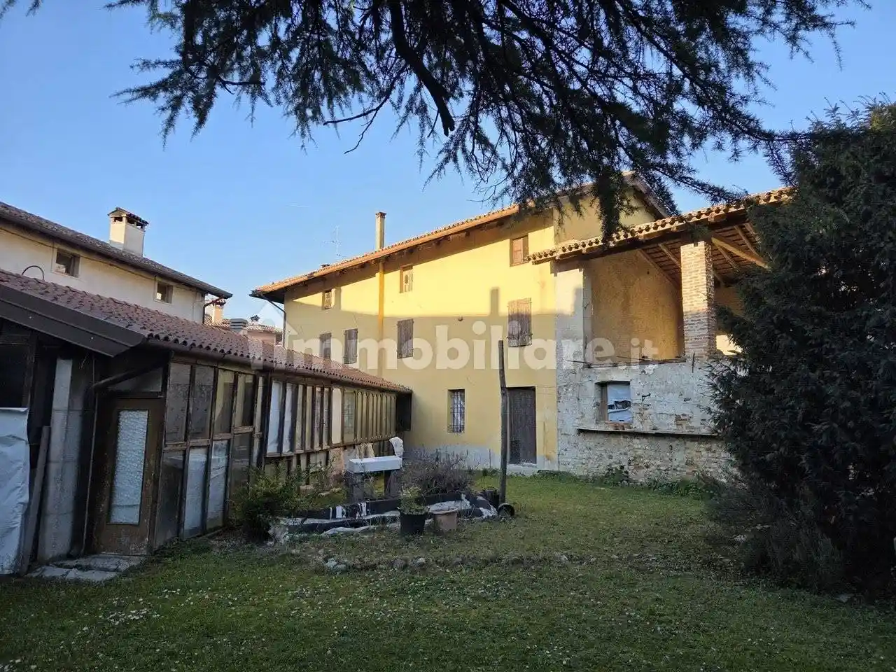 Rustico - Casale in vendita a Santa Maria la Longa