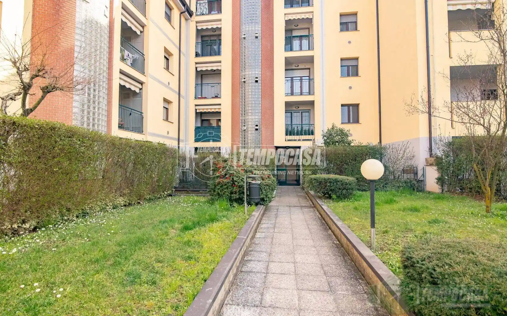 Appartamento in vendita a Senago