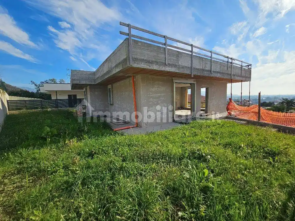 Villa in vendita a San Paolo d'Argon