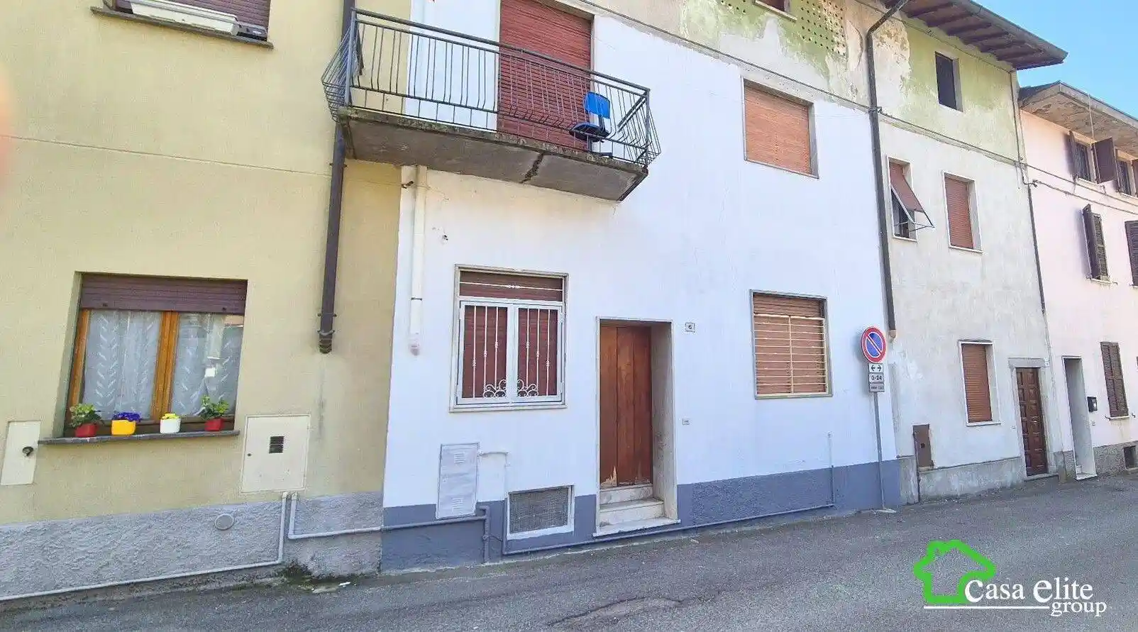 Casa indipendente in vendita a Fenegrò