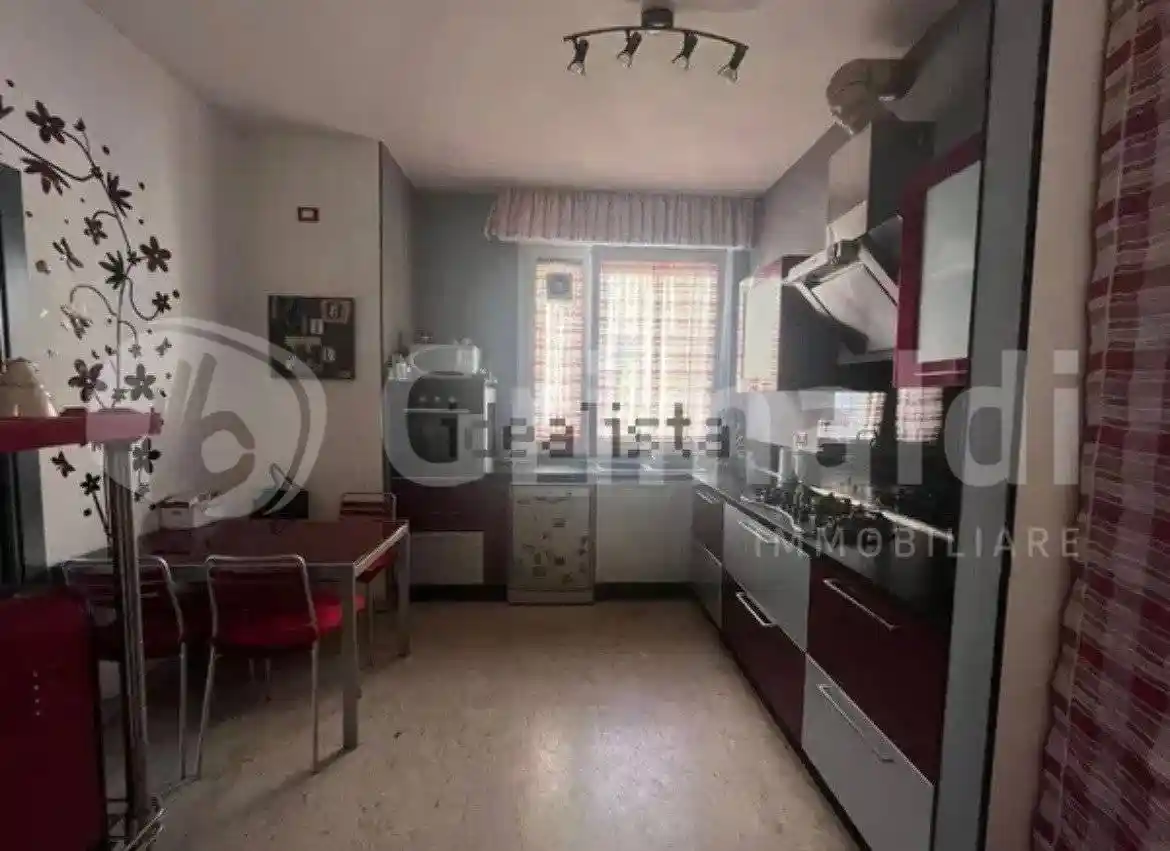 Appartamento in vendita a Livorno